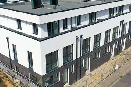 Haus zum Mieten in Jüchen 2.280 € 141.89 m² 5 zimmer