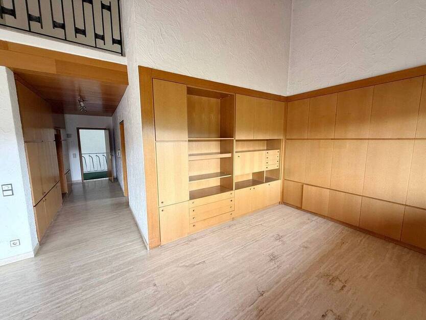 Außergewöhnliches Einfamilienhaus mit EinliegerWohnung in Remshalden zu verkaufen!