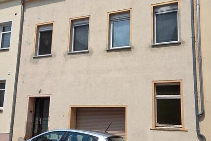 Haus Crimmitschau - 6 Zimmer, 103 m&sup2;, 70.000&euro; | Angebot:27085582