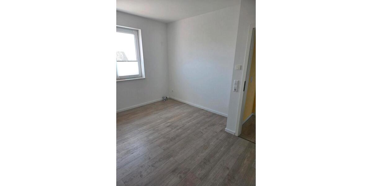 Etagenwohnung Neunkirchen-Seelscheid Seelscheid - 3 Zimmer, 80 m&sup2;, 1.100&euro; | Angebot:26003687