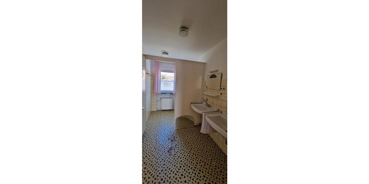 Einfamilienhaus Clausthal-Zellerfeld Zellerfeld - 7 Zimmer, 196 m&sup2;, 270.000&euro; | Angebot:26416045