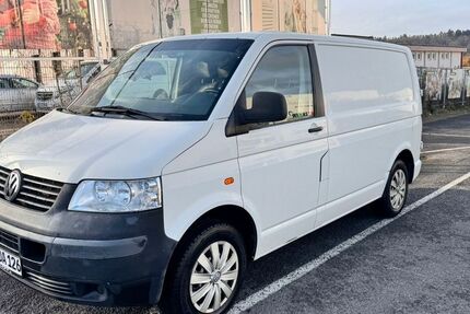 VW T5 Transporter 239.000 km 3.999 &euro; Diez 65582
