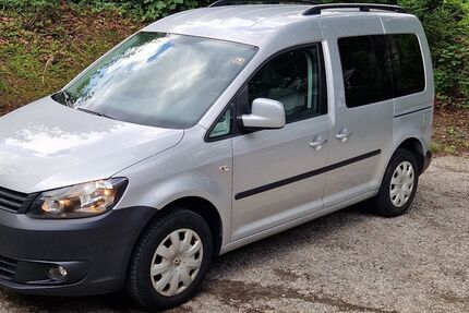 VW Caddy 183.600 km 5.900 &euro; Schönau a. Königssee 83471