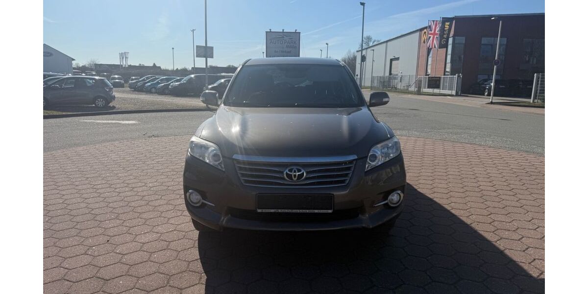 Toyota RAV 4 273.200 km 9.000 &euro; Mölln 23879