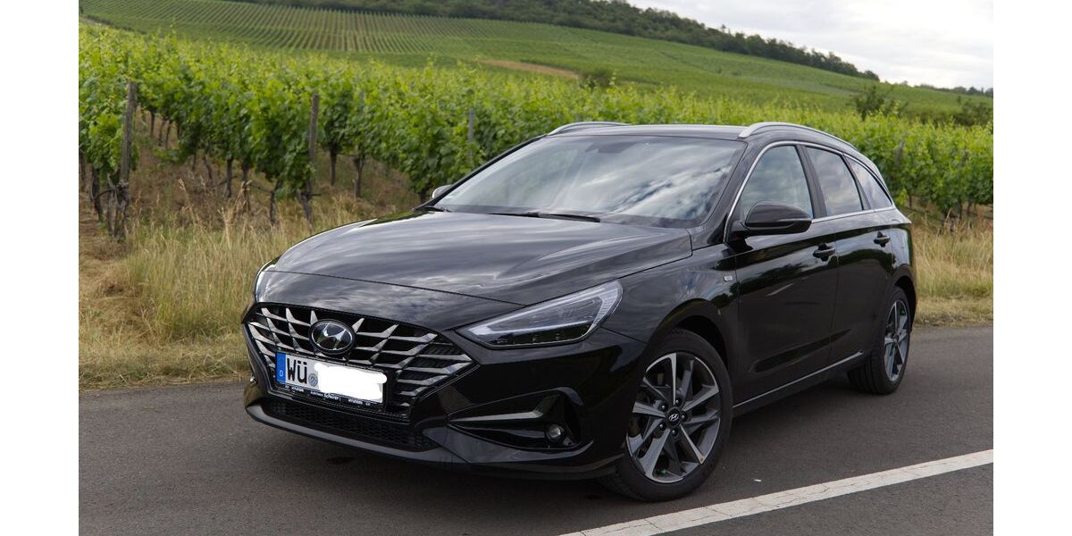 Hyundai i30 77.000 km 14.999 &euro; Marktbreit 97340