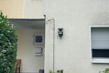 Reihen-Mittelhaus in ruhiger Wohnlage mit Südgarten und Carport 4 zimmer