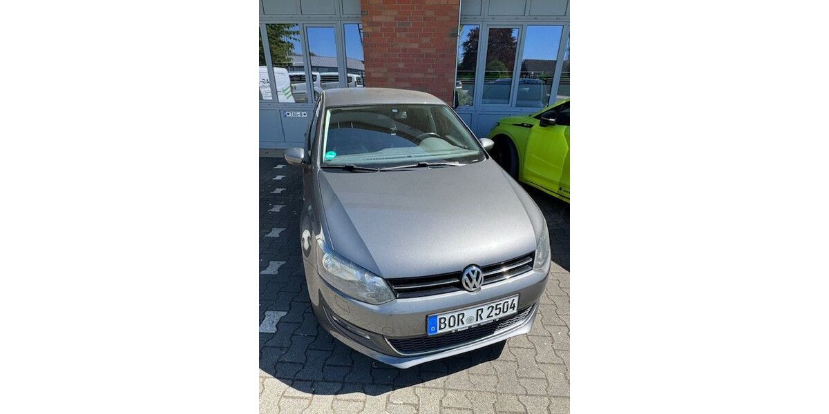 VW Polo 128.571 km 5.700 &euro; Isselburg 46419