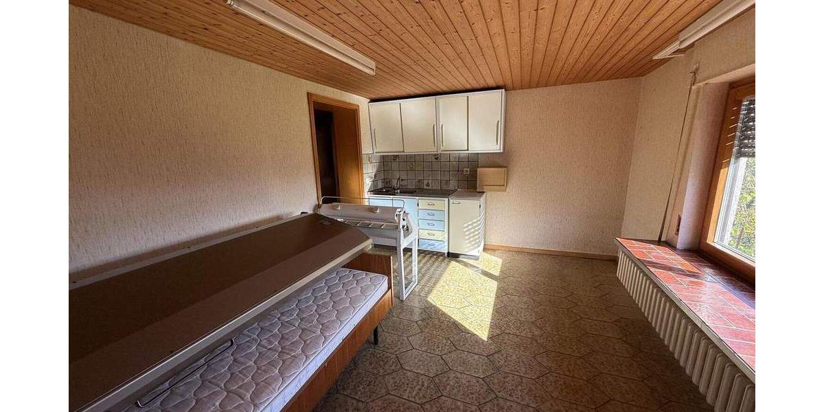 Ihr Zuhause im Grünen: Großes Grundstück, Ruhe & Weitblick in Tübingen-Pfrondorf! 8 zimmer