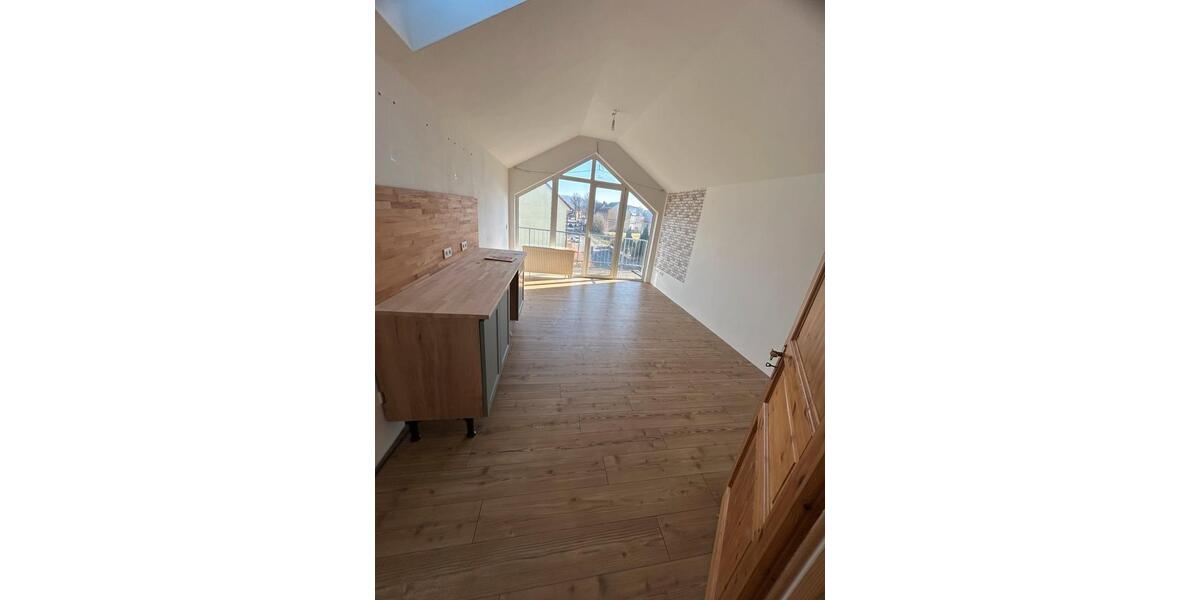 Dachgeschoßwohnung Bad Salzungen - 2 Zimmer, 43 m&sup2;, 475&euro; | Angebot:25369391