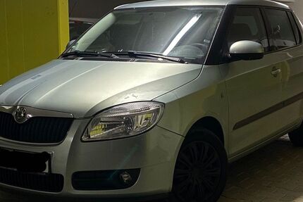 Skoda Fabia 95.000 km 4.990 &euro; Mallersdorf-pfaffenberg 84066