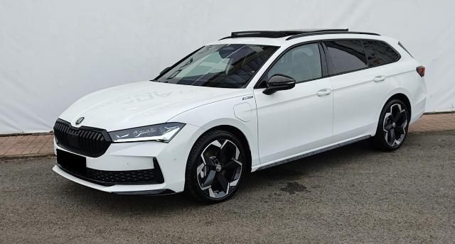 Skoda Superb 3.985 km 44.999 &euro; Frohburg 04654