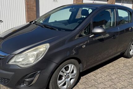 Opel Corsa 156.000 km 2.990 &euro; Neuss 41462
