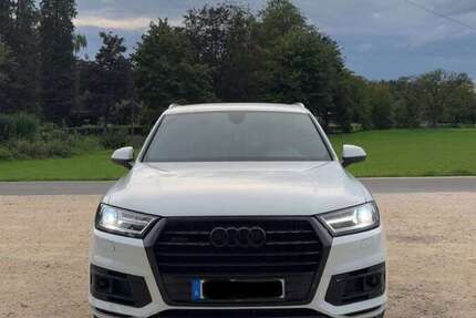 Audi Q7 177.447 km 32.000 &euro; Rielasingen 78239