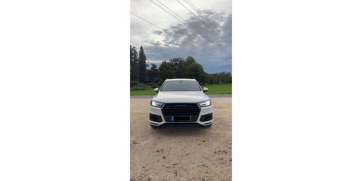 Audi Q7 177.447 km 32.000 &euro; Rielasingen 78239