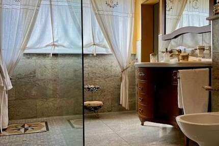 Wohnung zum Mieten in Metzingen 2.000 € 152 m² 5 zimmer