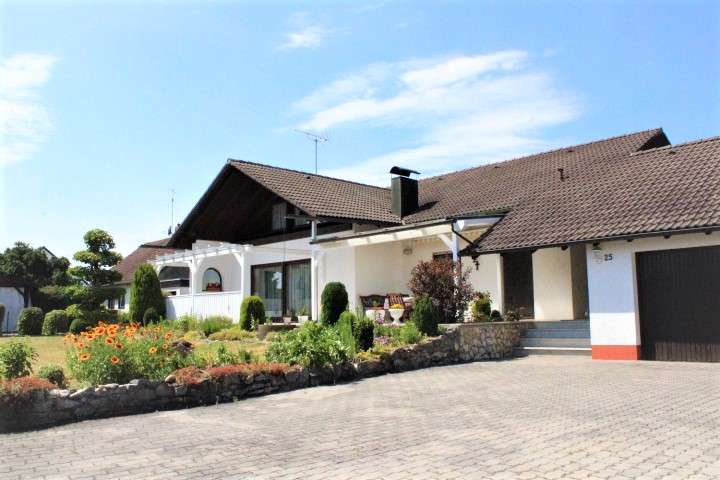 Haus zum Kaufen in Untermeitingen 699.000 € 143 m²