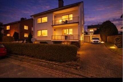 Haus Detmold Hiddesen - 8 Zimmer, 221 m&sup2;, 415.000&euro; | Angebot:26799560