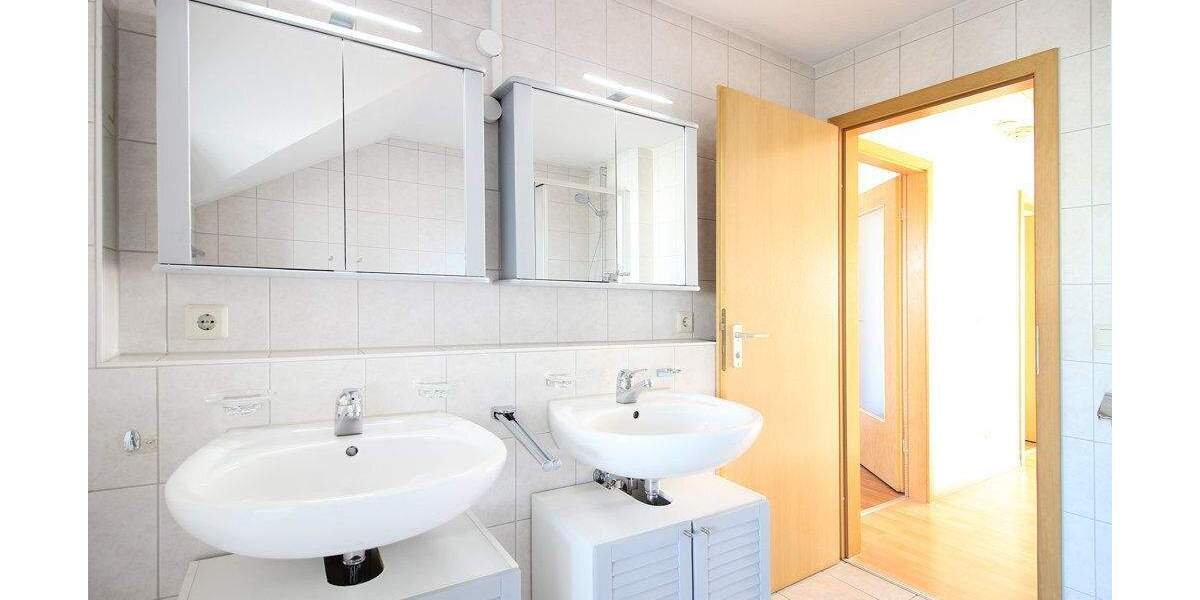 Reihenmittelhaus Herrenberg Affstätt - 5 Zimmer, 150 m&sup2;, 1.790&euro; | Angebot:24607855