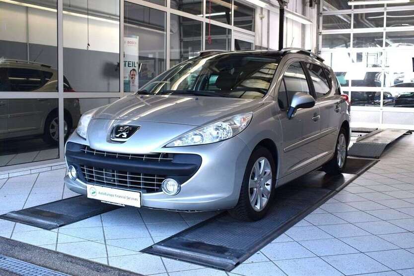 Peugeot 207 165.484 km 2.400 € Bad Friedrichshall 74177