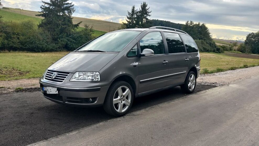 VW Sharan 310.560 km 4.950 € Hagelstadt 93095