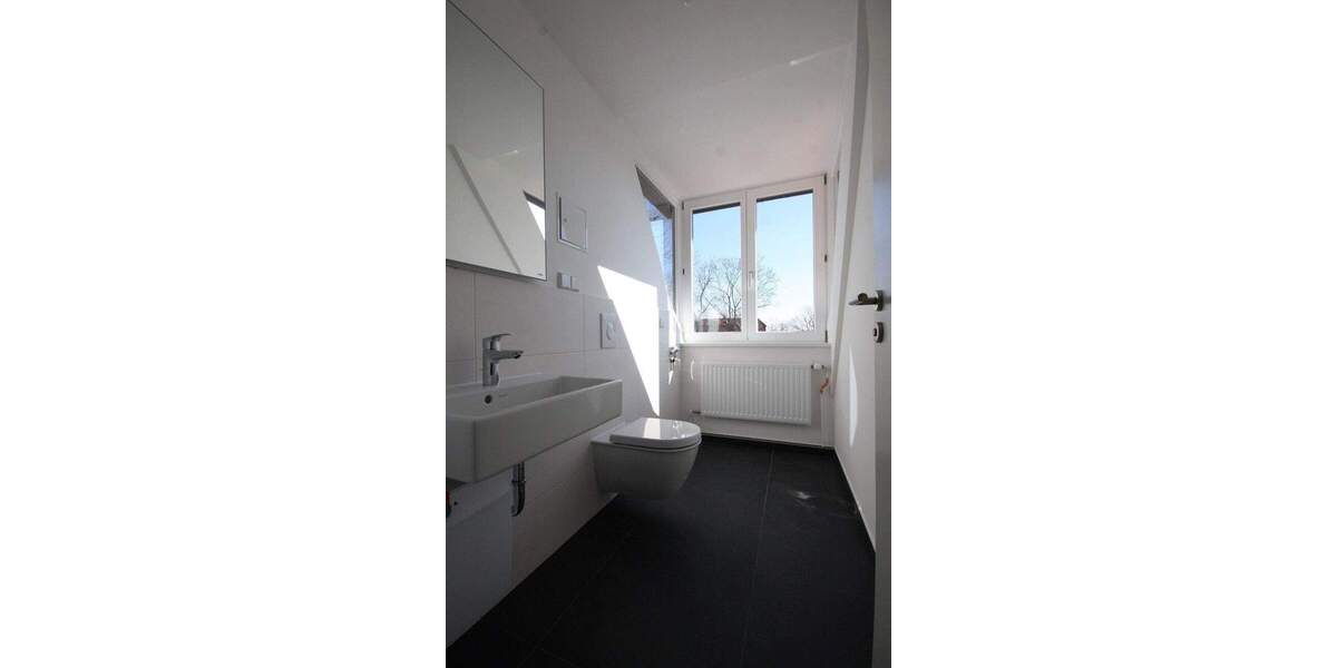 Etagenwohnung Dallgow-Döberitz Dallgow - 4 Zimmer, 145 m&sup2;, 2.250&euro; | Angebot:25865430