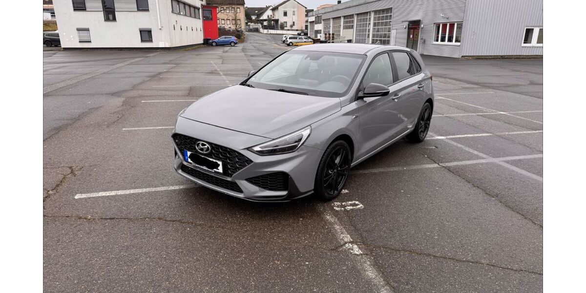 Hyundai i30 31.200 km 16.000 &euro; Andernach 56626