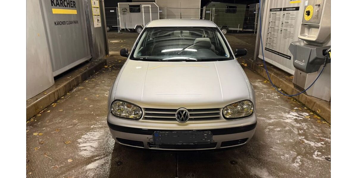 VW Golf 207.000 km 650 &euro; Mannheim 68305