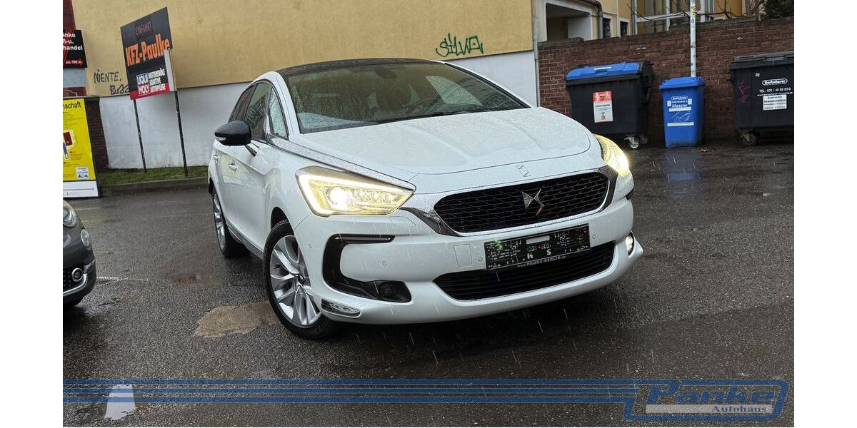 DS Automobiles DS5 121.593 km 11.990 &euro; Berlin - Pankow 13187