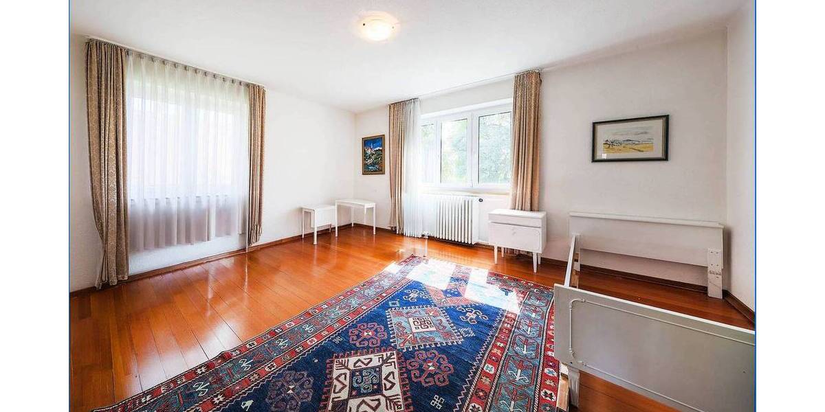 Einfamilienhaus Singen - 7 Zimmer, 240 m&sup2;, 695.000&euro; | Angebot:26364115