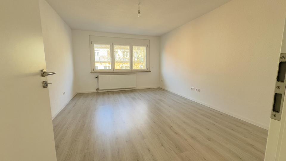 Etagenwohnung Pforzheim Nordstadt - 5 Zimmer, 126 m&sup2;, 1.320&euro; | Angebot:26222355