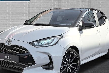 Toyota Yaris 10.797 km 29.990 &euro; Lübeck 23566