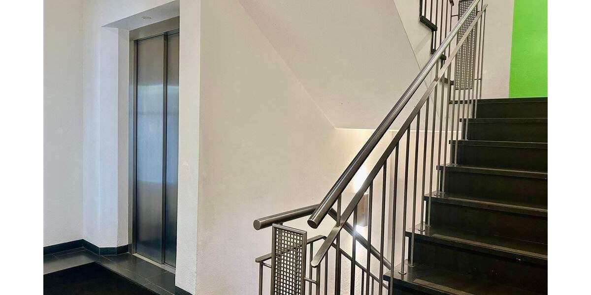 Gewerbeobjekt Murnau a. Staffelsee Murnau - 4 Zimmer, 105 m&sup2;, 1.600&euro; | Angebot:25682687