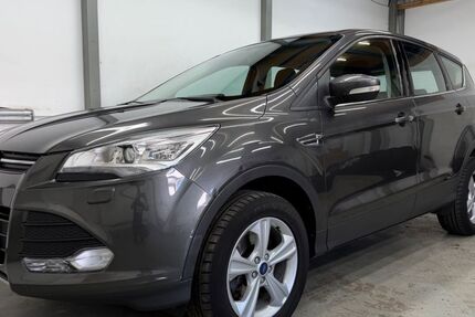 Ford Kuga 66.000 km 10.900 &euro; Geretsried bei München 82538