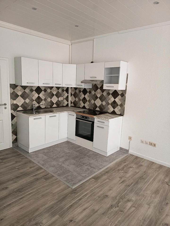 Einraum-Single-Wohnung im Zentrum von Remels.