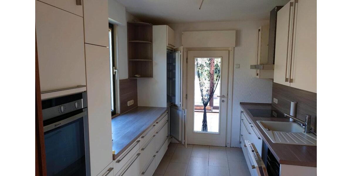 Mehrfamilienhaus, Wohnhaus Reichshof - 6 Zimmer, 200 m&sup2;, 325.000&euro; | Angebot:26305524