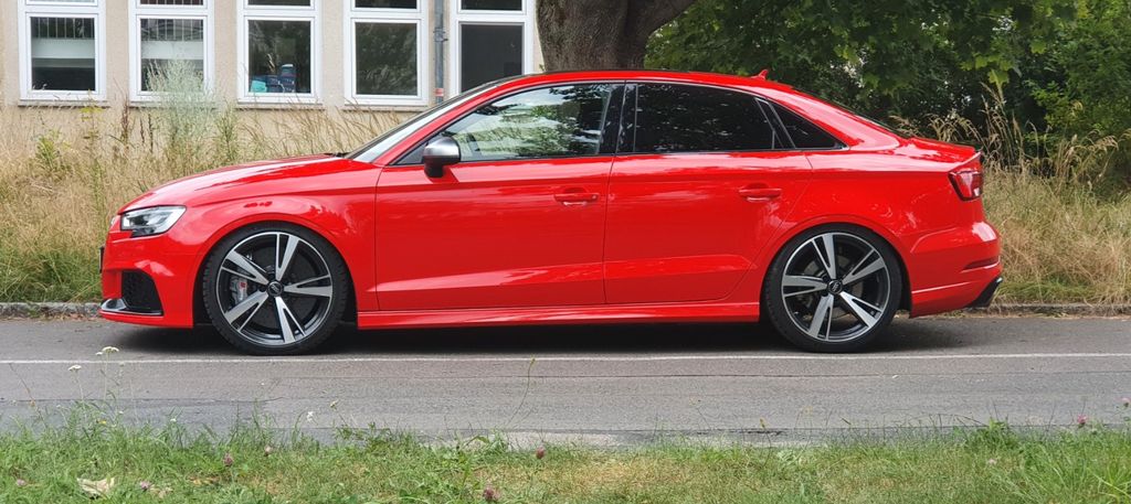 Audi RS3 126.000 km 54.900 &euro; Muldestausee 06774