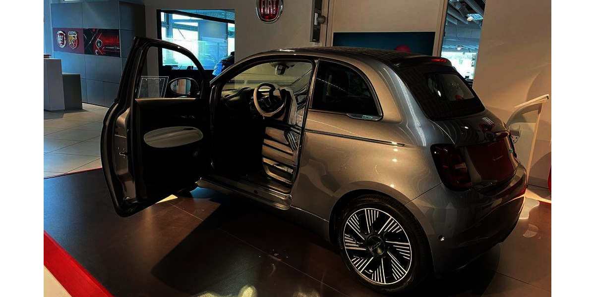 Fiat 500e 24.500 km 23.870 &euro; Pulheim 50259