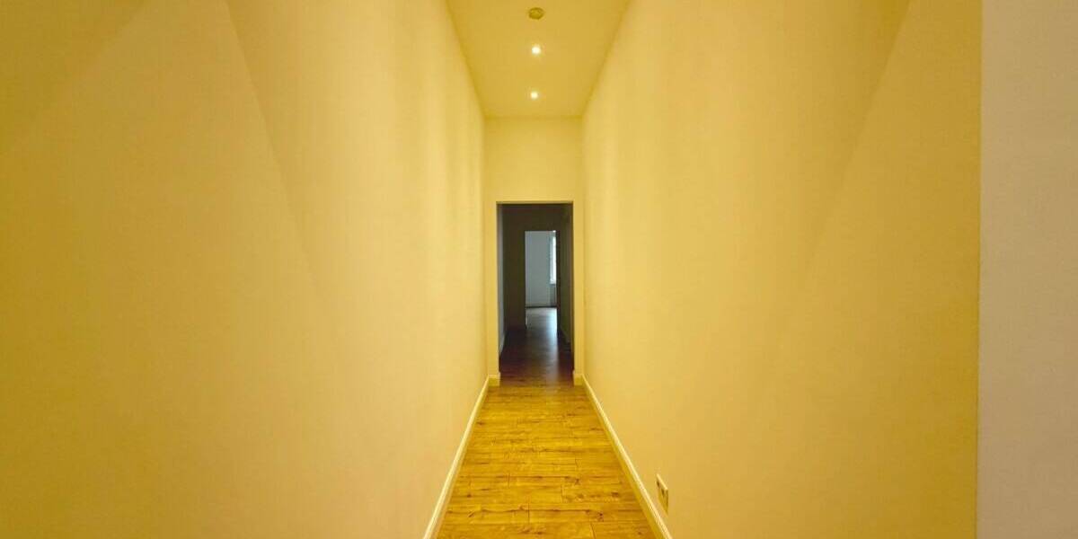 Etagenwohnung Frankfurt am Main Sachsenhausen - 2 Zimmer, 80 m&sup2;, 1.180&euro; | Angebot:26345207