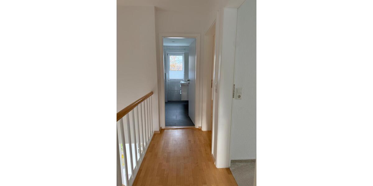 Einfamilienhaus Hofheim am Taunus - 4 Zimmer, 125 m&sup2;, 2.850&euro; | Angebot:25977484