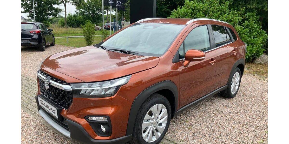 Suzuki (SX4) S-Cross 4.461 km 26.990 &euro; Rostock-Roggentin 18184