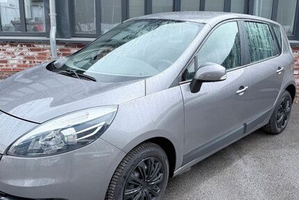 Renault Scenic 67.000 km 5.600 &euro; Essen 45219