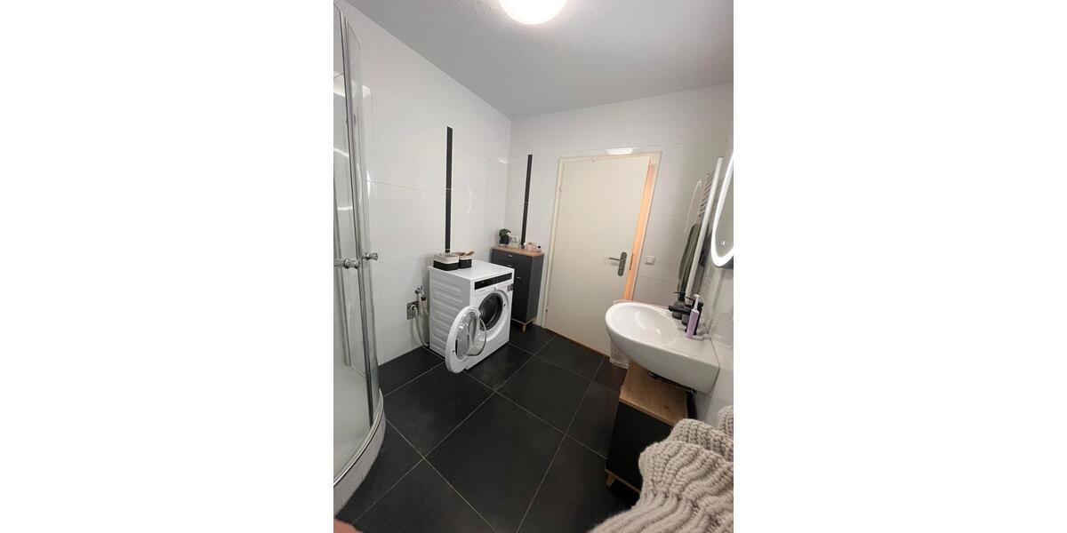 Erdgeschoßwohnung Saterland - 4 Zimmer, 100 m&sup2;, 900&euro; | Angebot:25439602