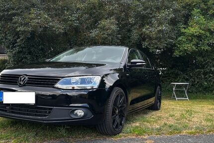 VW Jetta 160.000 km 9.450 &euro; Breitengüßbach 96149