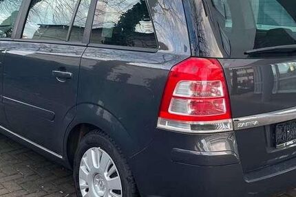 Opel Zafira 71.000 km 8.499 &euro; Darmstadt 64293