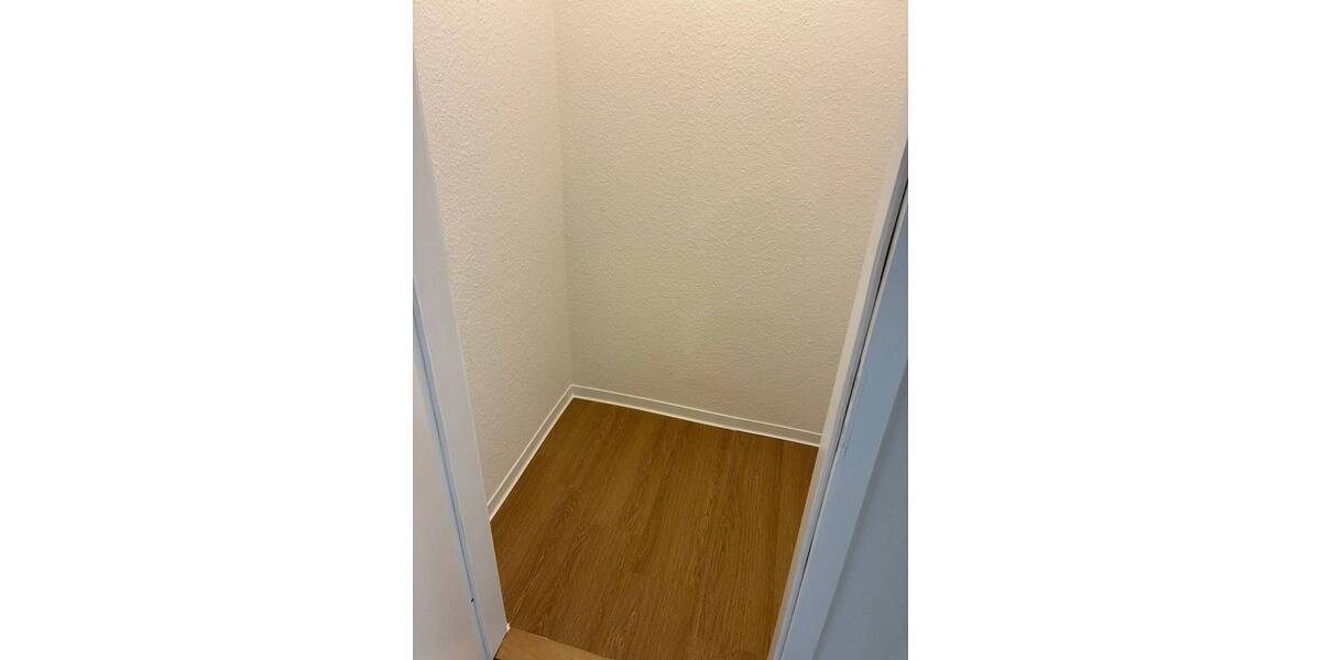 Etagenwohnung Kiel Neumühlen-Dietrichsdorf - 3 Zimmer, 86 m&sup2;, 869&euro; | Angebot:26894600