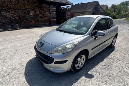 Peugeot 207 165.327 km 1.750 &euro; Soest 59494