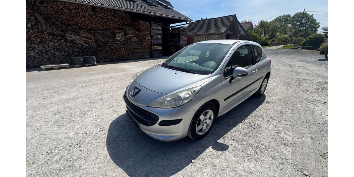 Peugeot 207 165.327 km 1.750 &euro; Soest 59494