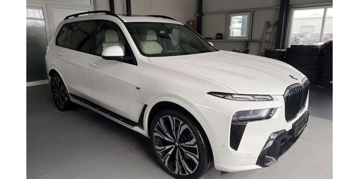 BMW X7 15.980 km 104.989 &euro; Nordhorn 48531