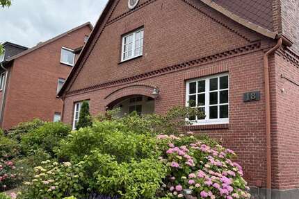Wohnung Gehrden - 4.5 Zimmer, 150 m&sup2;, 1.650&euro; | Angebot:26900797