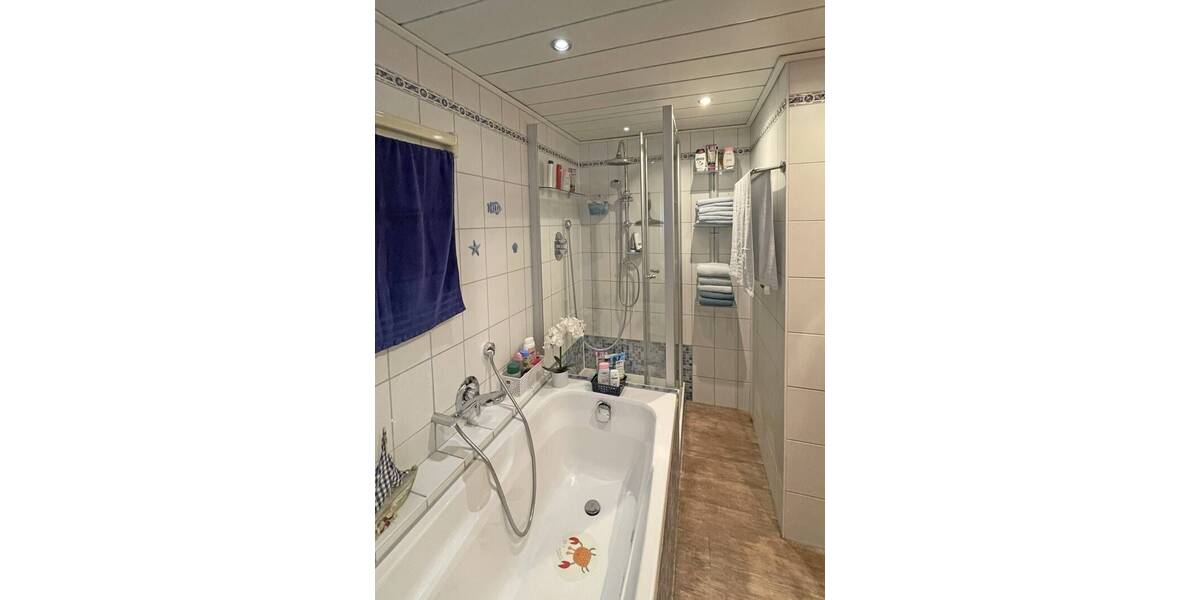 Doppelhaushälfte Ludwigsstadt - 8 Zimmer, 180 m&sup2;, 179.000&euro; | Angebot:25746561